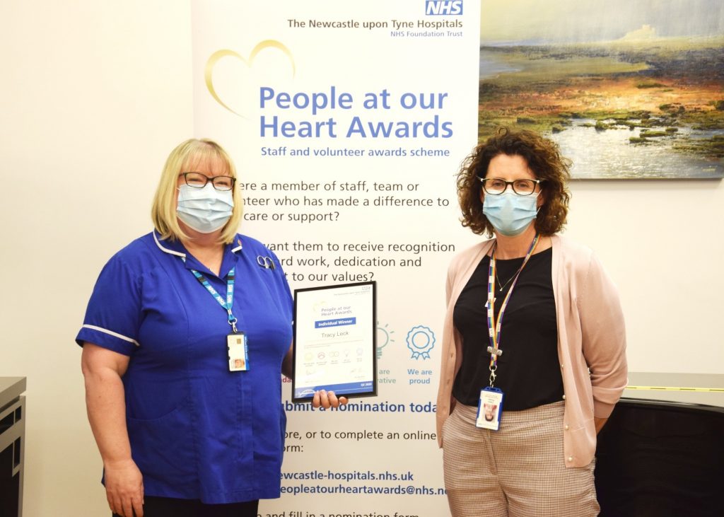 Tracy Leck, a Nurse Specialist in Plastic Surgery with her individual Winner 'People at our Heart Awards' certificate