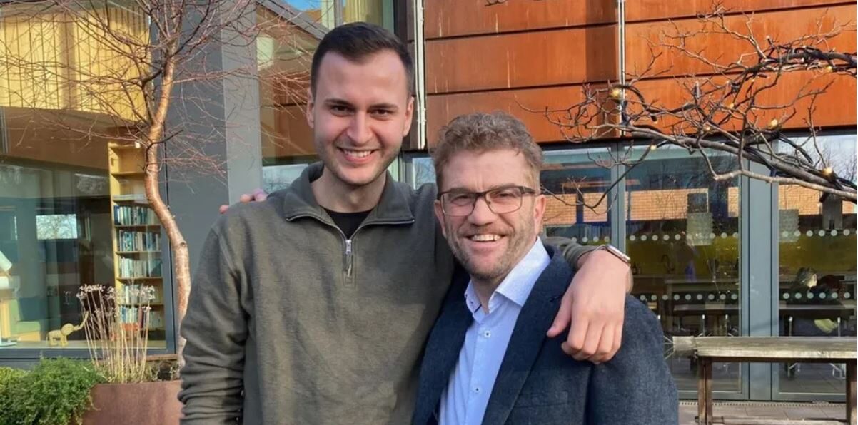 Bone marrow transplant donor Marius with Prof Nick Embleton
