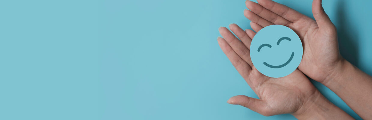 Hand,Holding,Paper,Cut,Smile,Face,,Positive,Thinking,,Mental,Health