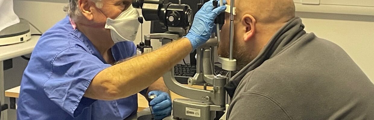 Professor Francisco Figueiredo with his patient