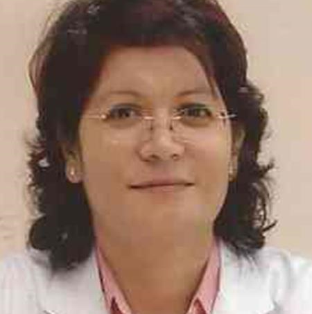 Mrs Loraine Kalra is a consultant oncoplastic breast surgeon at the RVI