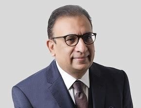 Dr Javed Ahmed is a Consultant Cardiologist specialising in interventional cardiology, coronary angioplasty, stenting heart disease