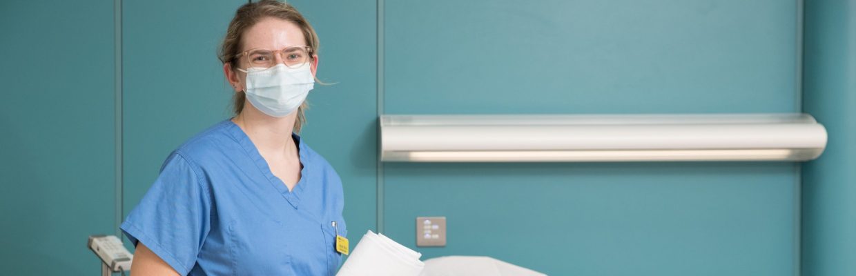 Midwife in Birthing Centre Banner