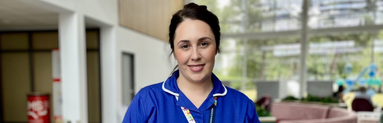 Newcastle Health Visitor Caitlin McCord has been awarded a Queen’s Nurse Initiative Award dedicated to outstanding health visiting students